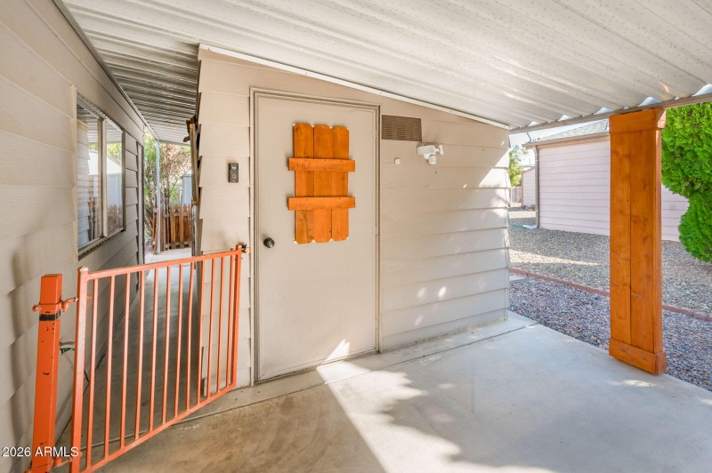 3508 E Beverly Ln - MLS-58