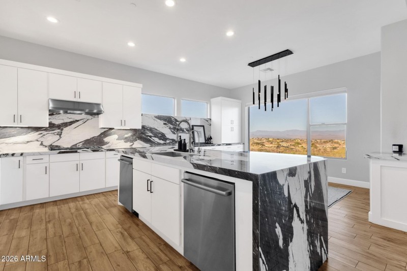 018_Waterfall Island