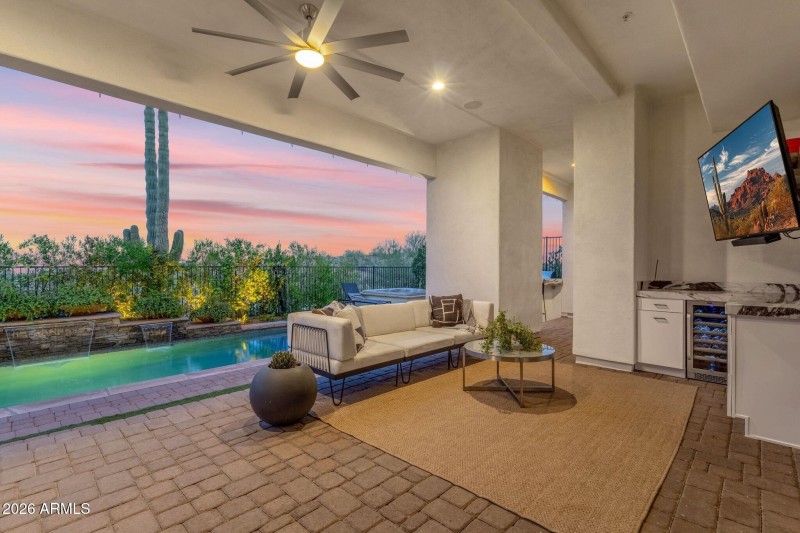 049_Covered Patio II