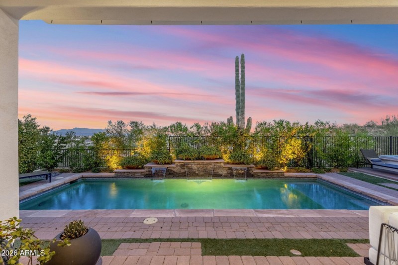 054_Covered Patio View