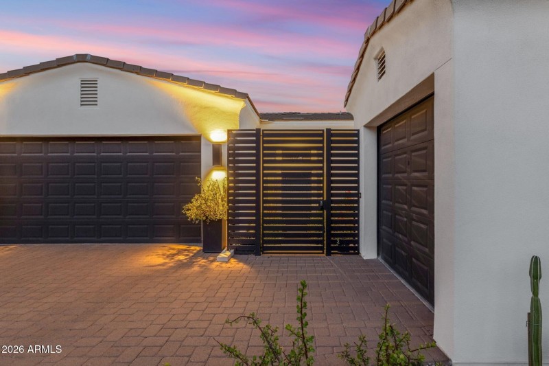 069_Front Of House Lights III