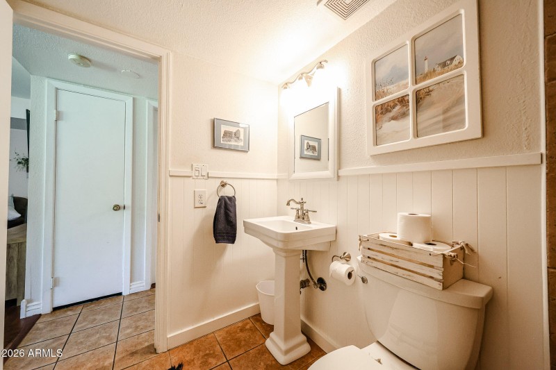 First floor full bathroom!