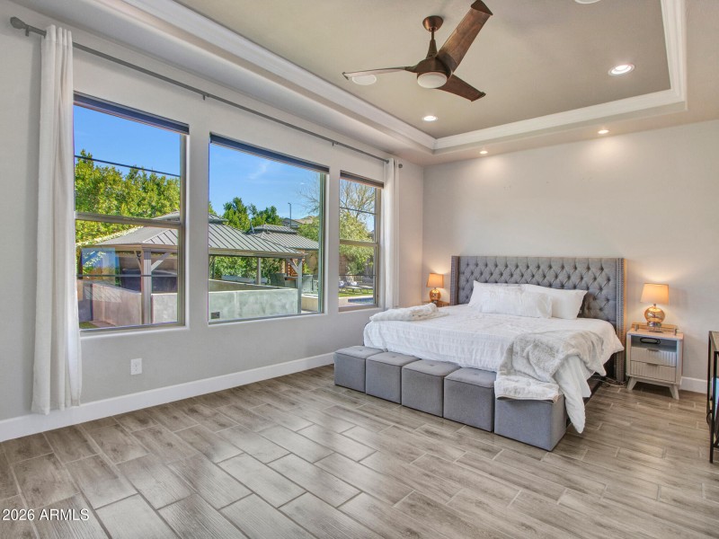 12-Primary-suite-(1)