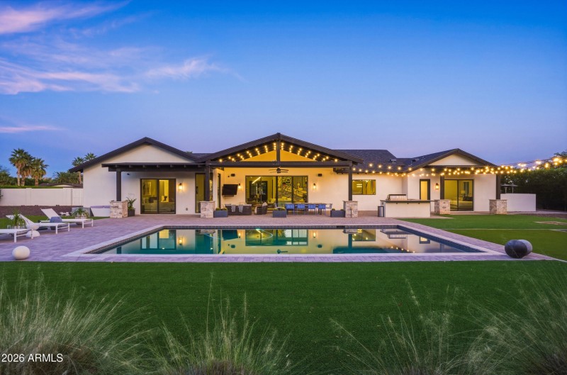 58_5302 n 68th pl-58