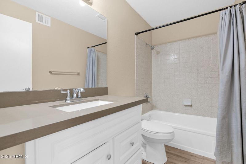 y12-web-or-mls-P1326897