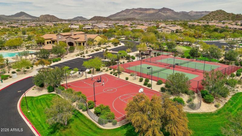 community tennis pickleball and basketba