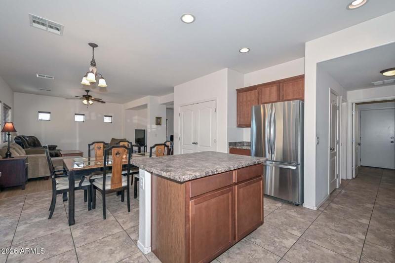 Kitchen-Breakfast Room