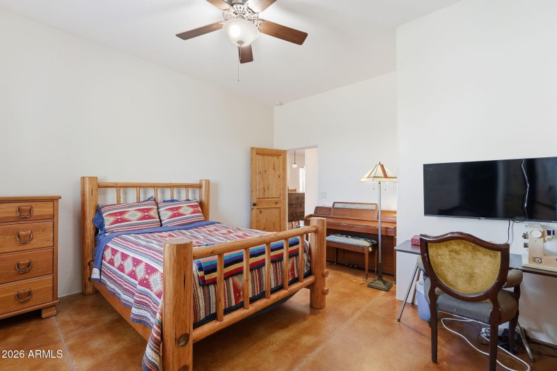 4th Bedroom w/ exterior access door