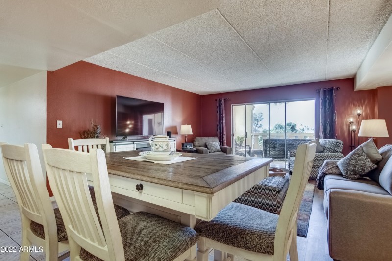 7940 E Cambelback Rd #512-8