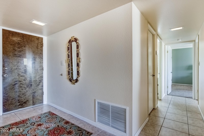 7940 E Cambelback Rd #512-15