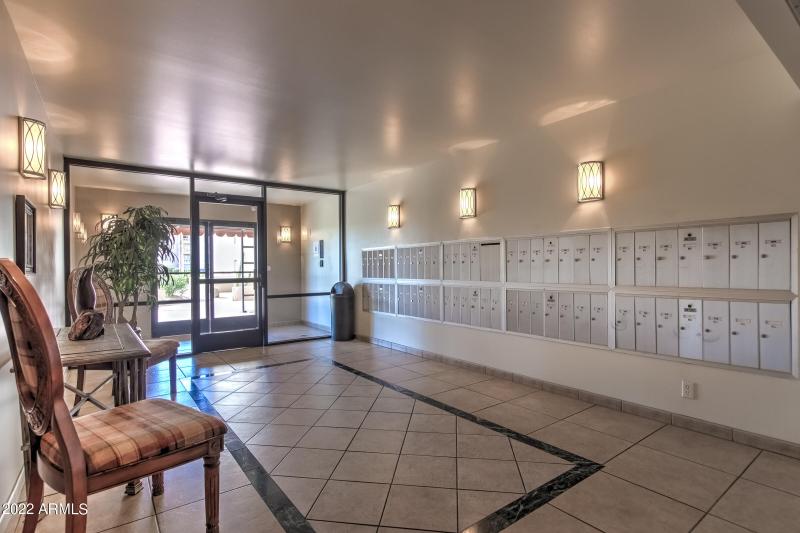 7940 E Cambelback Rd #512-28