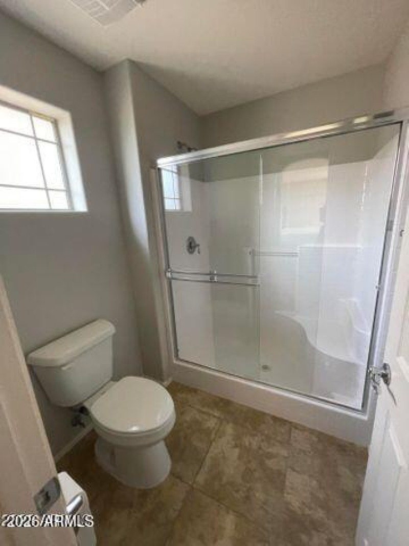 20220429175707900180000000-o