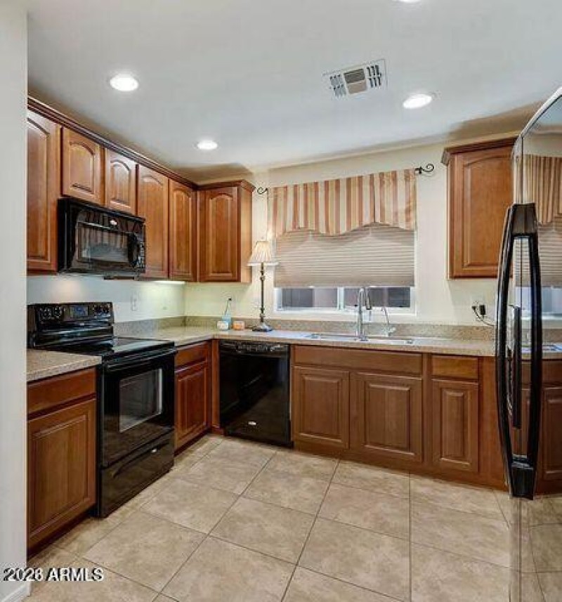 20220429175713694425000000-o