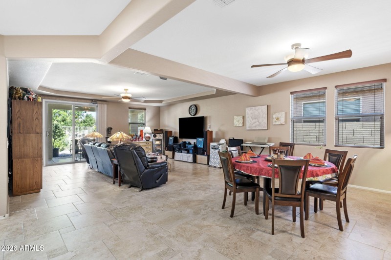 004__2482 W Arroyo Way