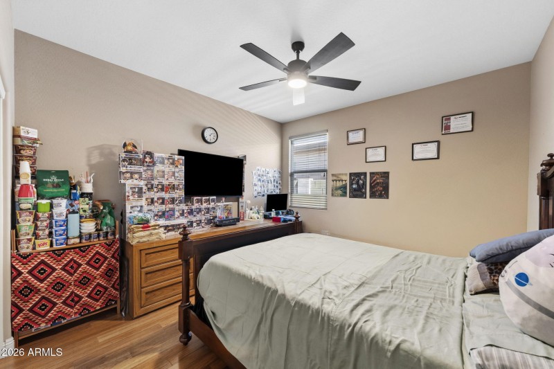 016__2482 W Arroyo Way