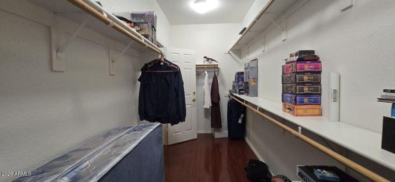 photo_4938611284413361782_y