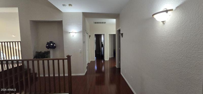 photo_4938611284413361811_y