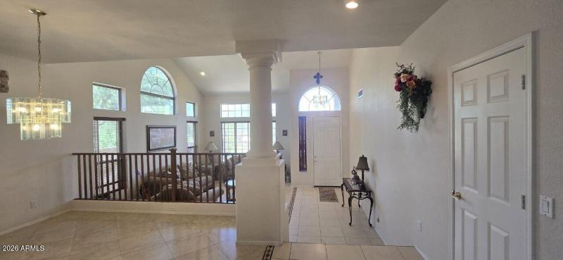 photo_4938611284413361855_y