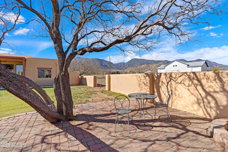 Mountain Views all around!