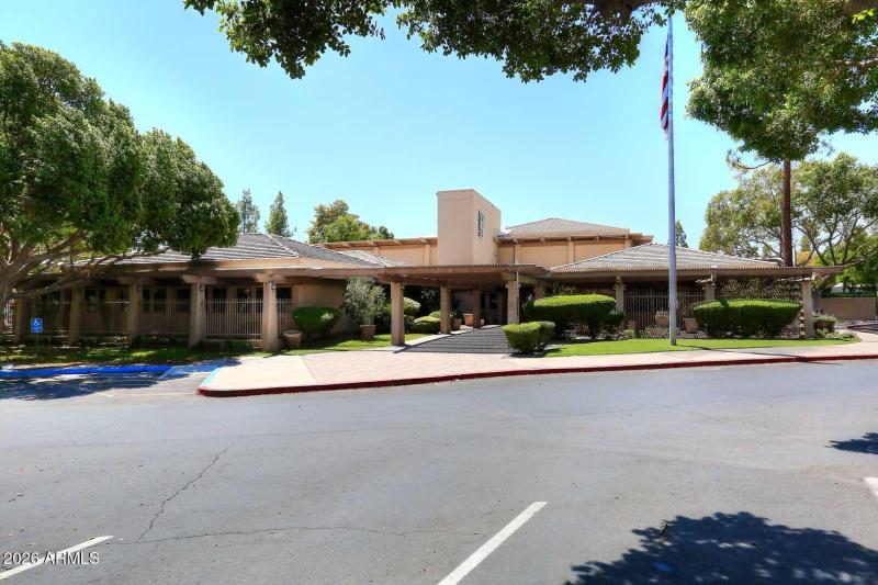 The Lakes-Community Center