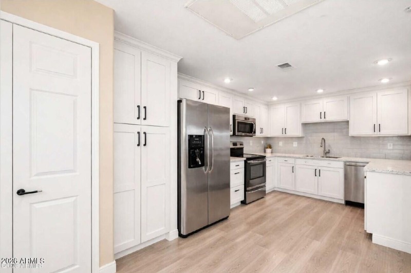 Erin_virtual bathrm1.1