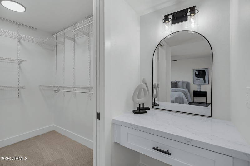 610 E Montebello Ave #41-20