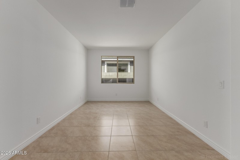 PHX_Miravida_Lot 1166_Dove_25728_Den