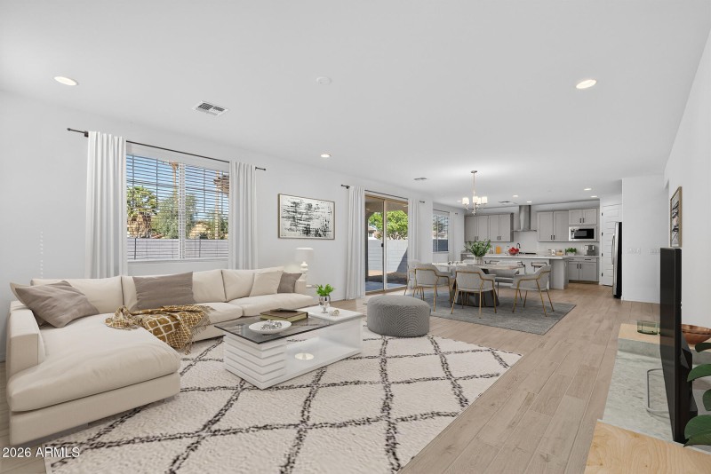 GREAT ROOM TO DINING & KITCHEN_Final 2K