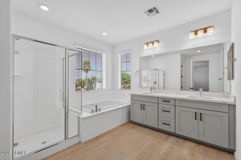 hj-az-phoenix-parkside-almeria-45rm4-lot