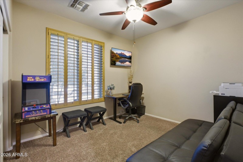 Flex space office or bedroom