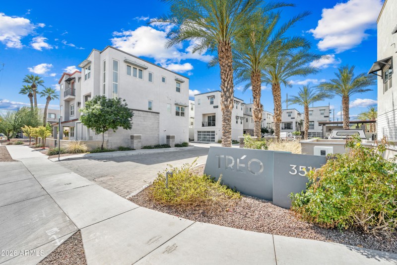 3-3510NMR1023-ocupix-