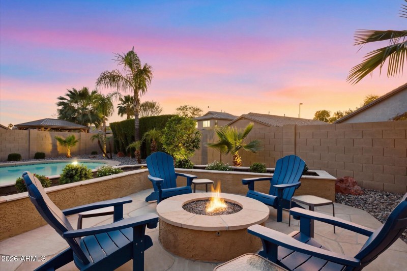 Fire pit seating area