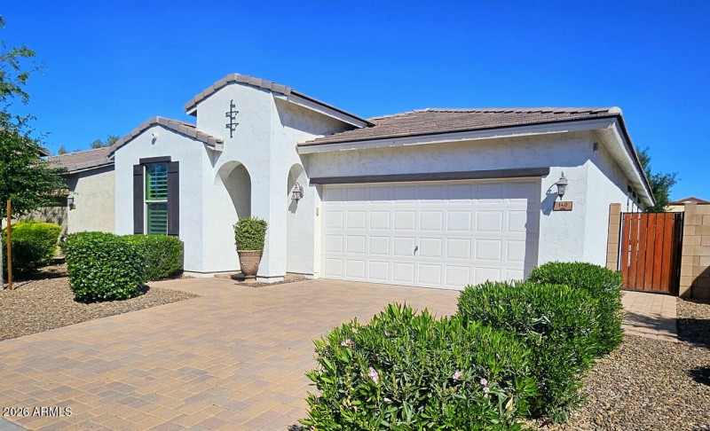 778B18B9-BDE7-4729-AE93-64043D8F6FD8