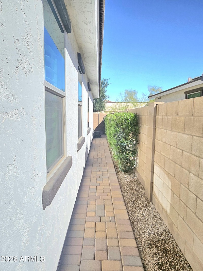 FFF88586-14F6-4797-86BA-044A1E9C353D