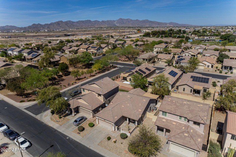 37 - Adams 19384 Drone