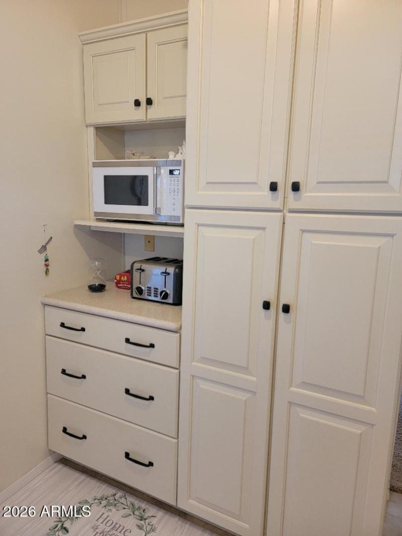 3704 kitchen storage