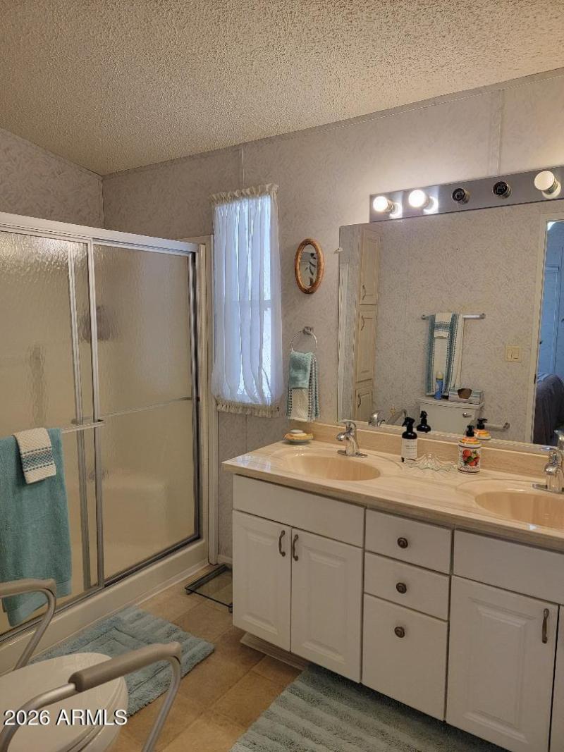 3704 sinks in priary