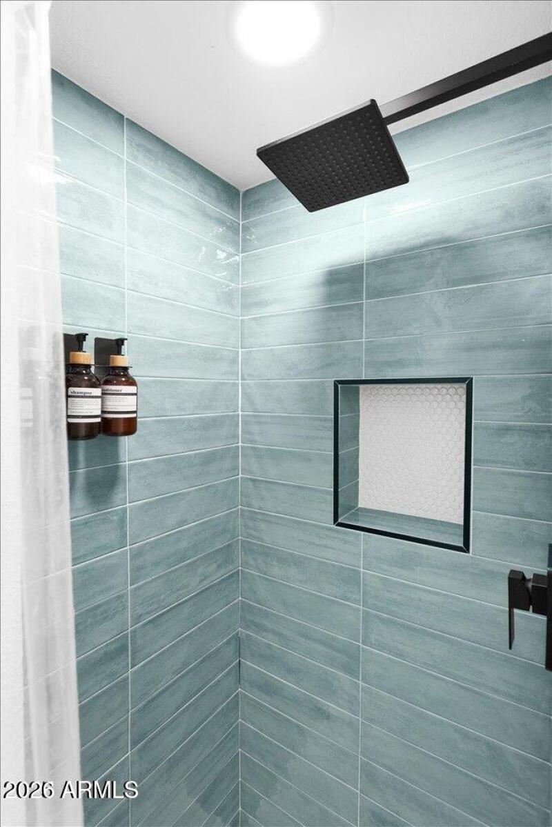 20251013170931767518000000-o