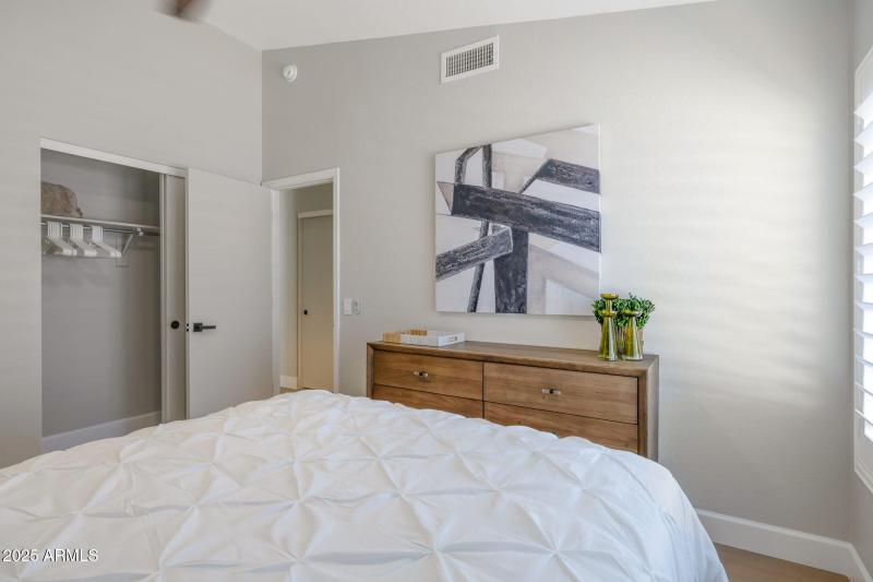 20-web-or-mls-Qp-4087