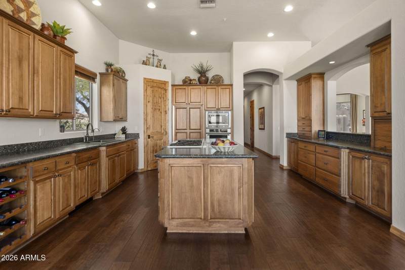 26-web-or-mls-9708-e-preserve-way