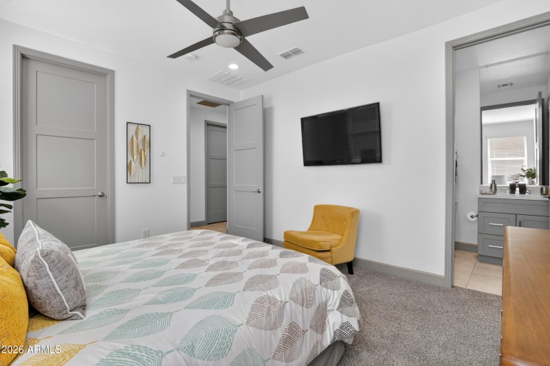 Secondary bedroom with bathroom