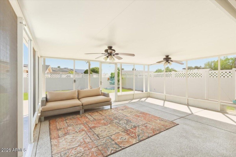10-Screened Patio