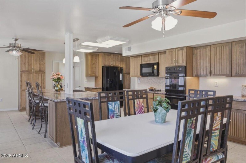 08-Dining Room to Kitchen