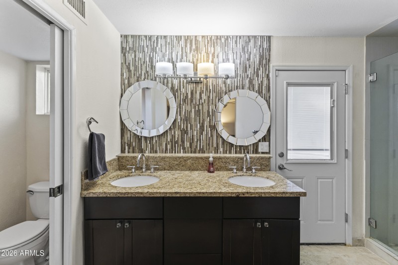 Primary Suite Bathroom