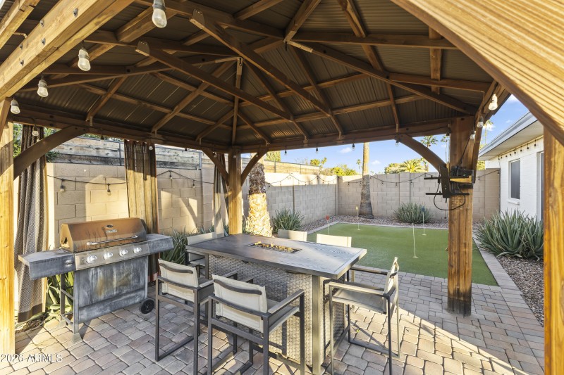 Backyard Pergola Seating Area