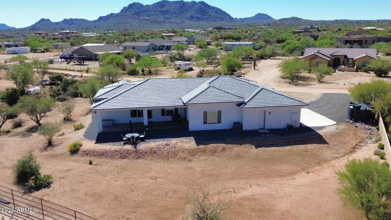 Full Back of home (23)