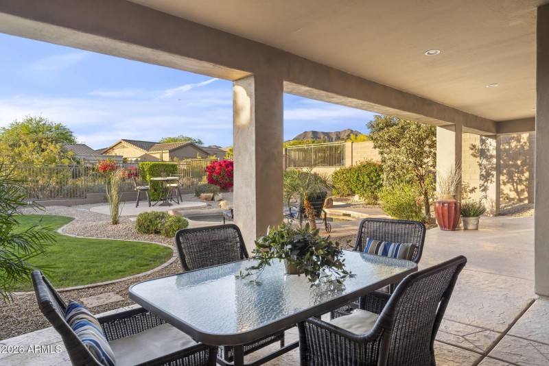 Spacious Covered Patio