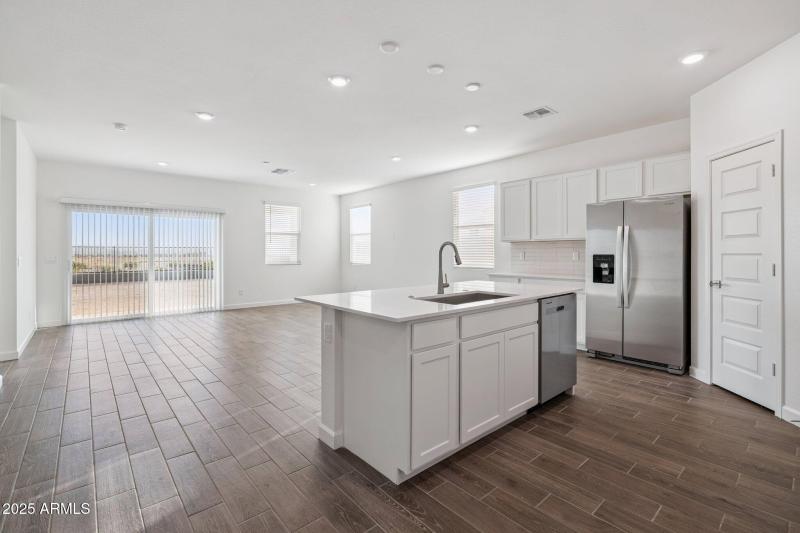 5-web-or-mls-26141-w-nancy-ln-lot-100-re