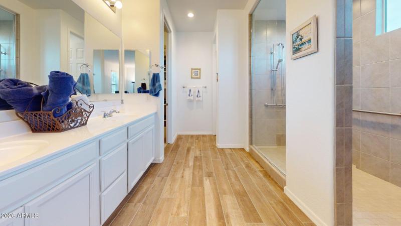 12547-N-145th-Ln-Bathroom 2