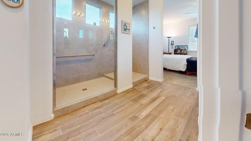 12547-N-145th-Ln-Bathroom